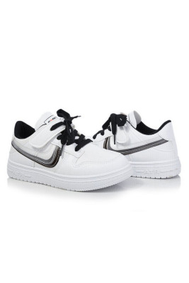 Кросівки дитячі