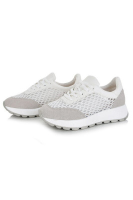 Кросівки жіночі