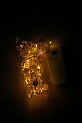 Гірлянда-роса "Перлина" 20 LED 2 м на батарейках, білий теплий