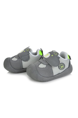 Кросівки дитячі