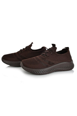 Кросівки жіночі