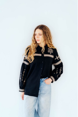 Вишиванка жіноча