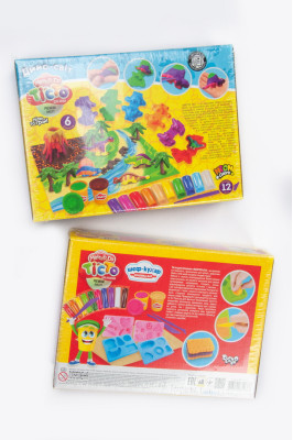 Тісто для ліплення, 12 кольорів, 300 г, стек з формами, "Master Do Динозаври"