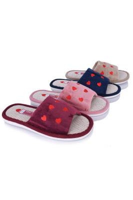 Капці жіночі