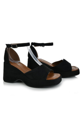 Босоніжки жіночі