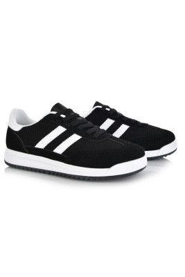 Кросівки жіночі