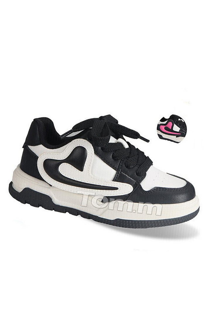 Кросівки дитячі