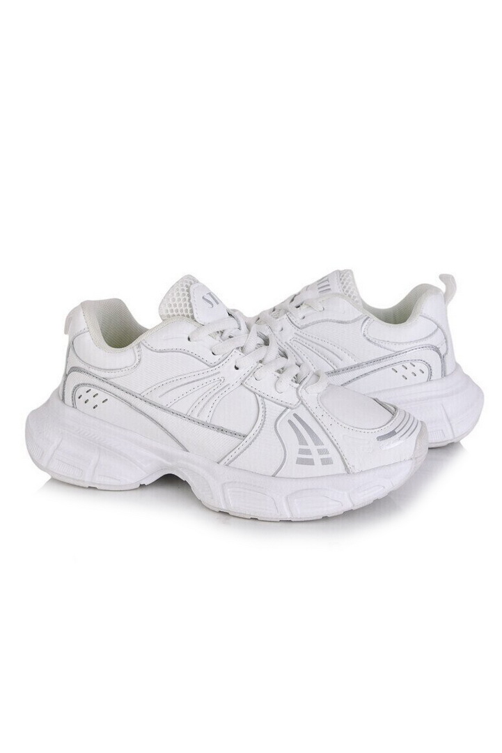 Кросівки жіночі