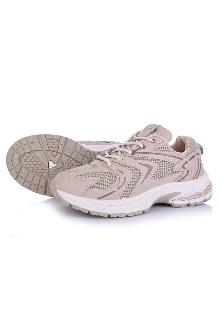 Кросівки жіночі