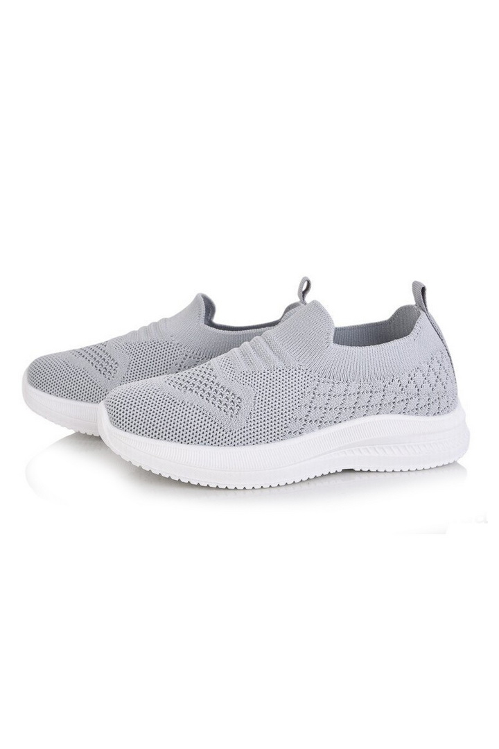 Кросівки дитячі