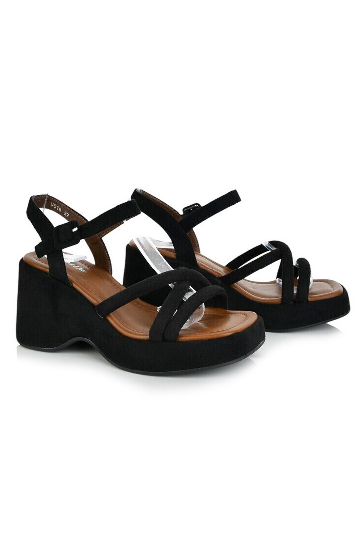 Босоніжки жіночі