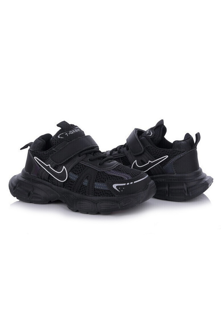 Кросівки дитячі