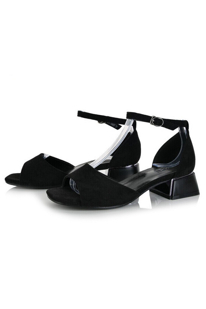 Босоніжки жіночі